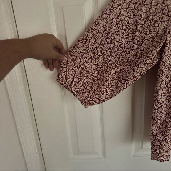 Time and Tru Women's XL Blouse NWT Red Floral Cotton Button Front 3/4 Sleeve Top - Picture 8 of 13